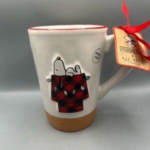 Rae Dunn Peanuts Snoopy Buffalo Plaid Dog House TIS THE SEASON Christmas Mug NEW